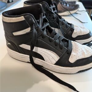 Puma Black and White High-Top Sneakers - Kids Size 7